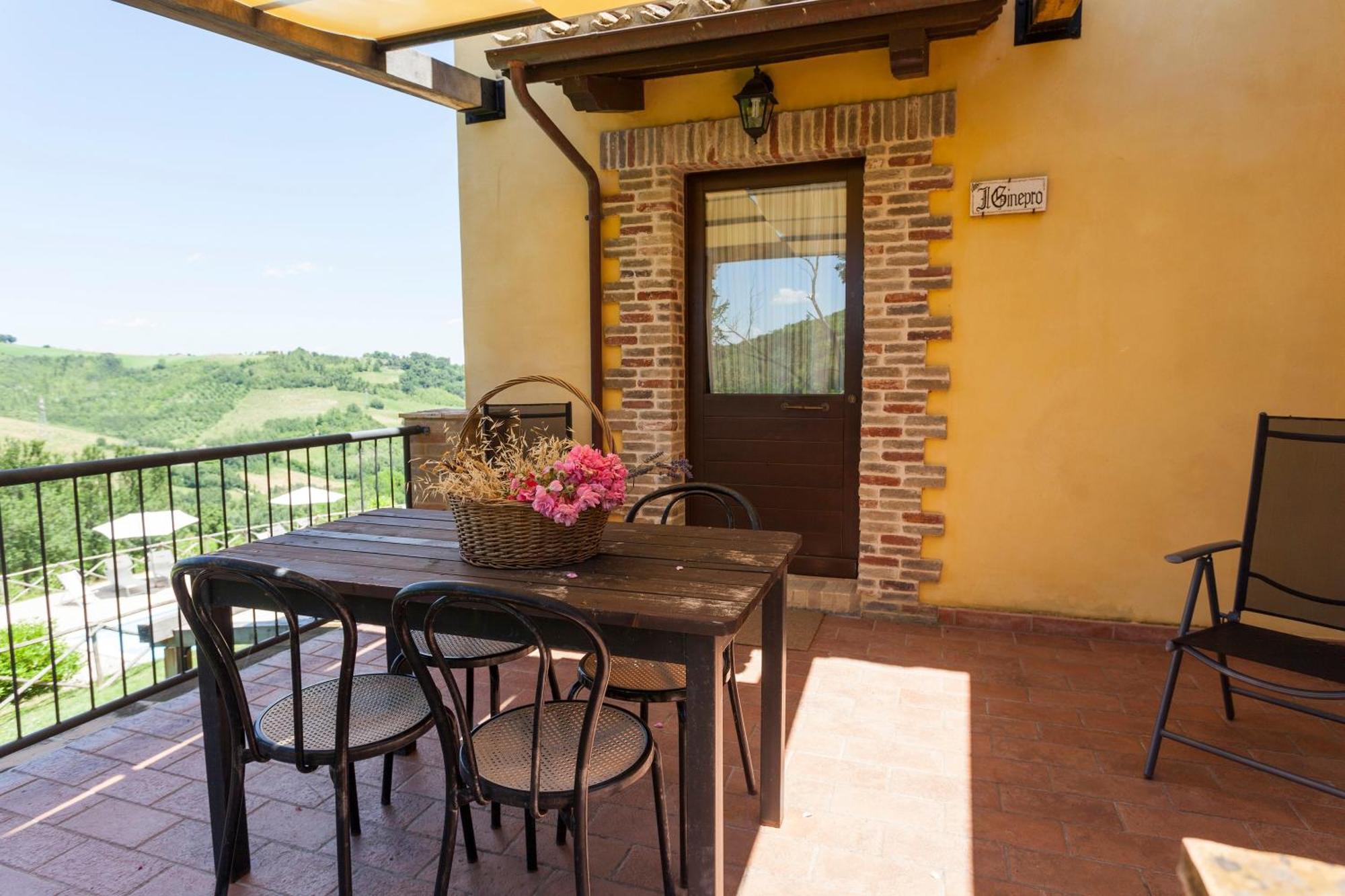 Penna San Giovanni Agriturismo Tre Querce מראה חיצוני תמונה