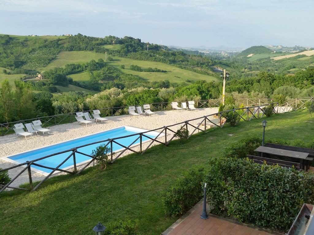Penna San Giovanni Agriturismo Tre Querce מראה חיצוני תמונה